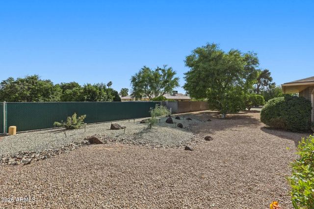 9819 W LINDGREN Avenue, Sun City, AZ 85373