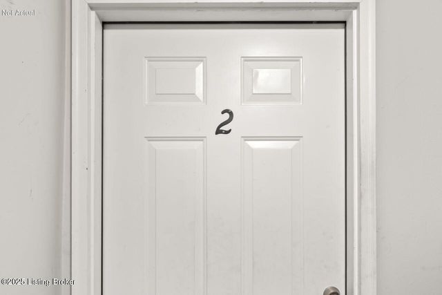 3217 Fordhaven Rd, Louisville, KY 40214