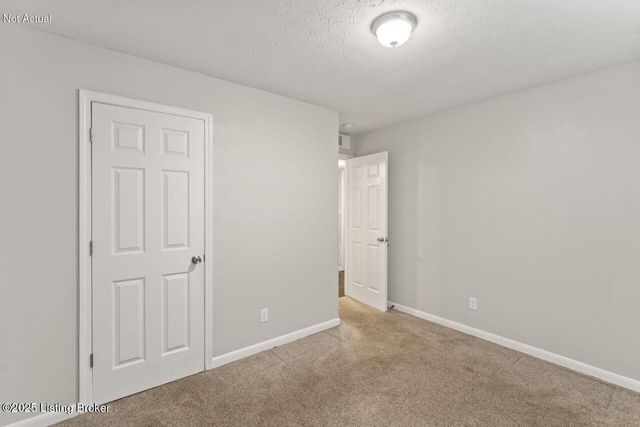 3217 Fordhaven Rd, Louisville, KY 40214