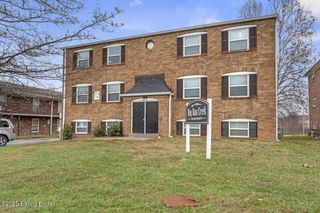 3217 Fordhaven Rd, Louisville, KY 40214