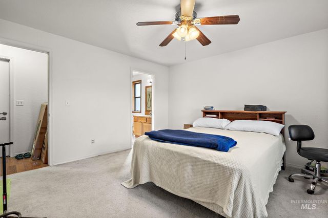 755 Willow, Mountain Home, ID 83647