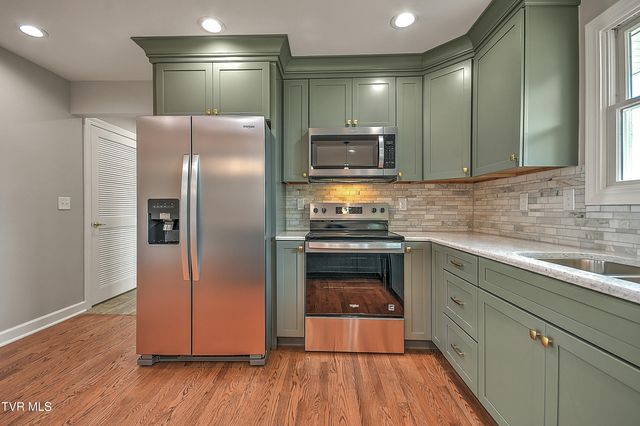 25084 Hillman Highway, Abingdon, VA 24210