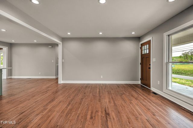 25084 Hillman Highway, Abingdon, VA 24210