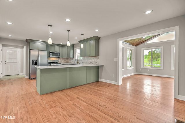 25084 Hillman Highway, Abingdon, VA 24210