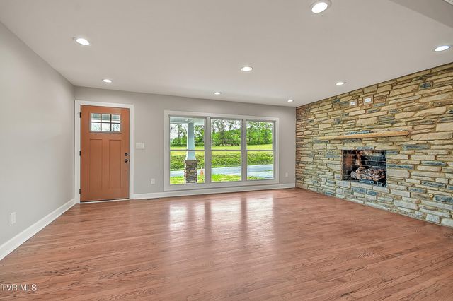 25084 Hillman Highway, Abingdon, VA 24210