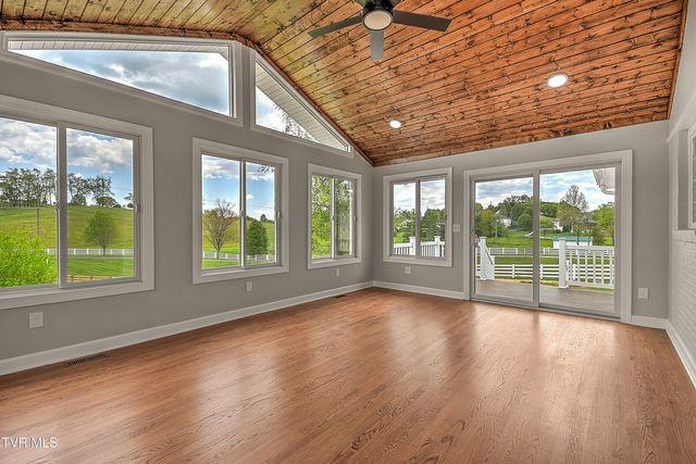 25084 Hillman Highway, Abingdon, VA 24210