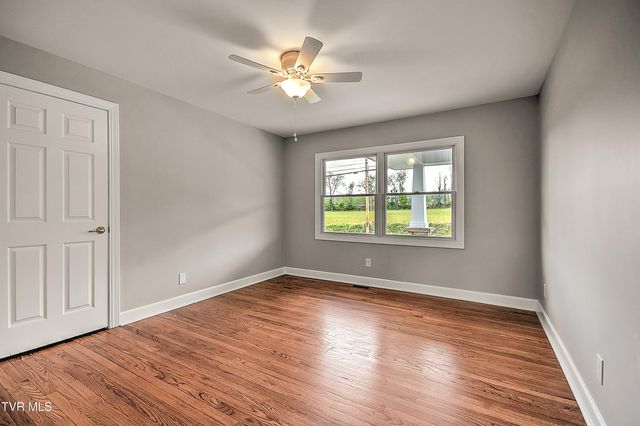 25084 Hillman Highway, Abingdon, VA 24210