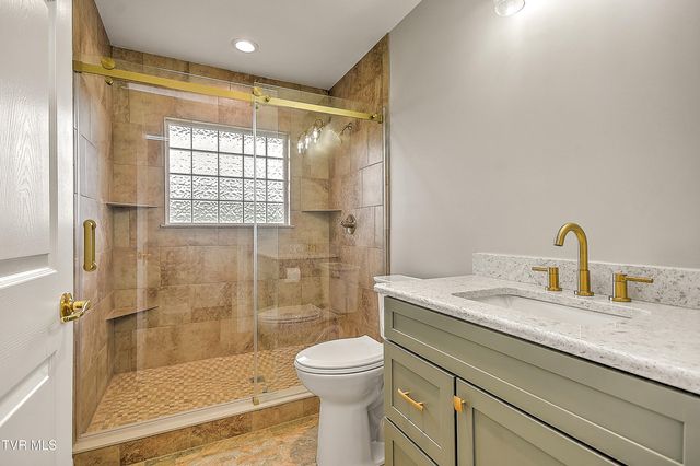 25084 Hillman Highway, Abingdon, VA 24210
