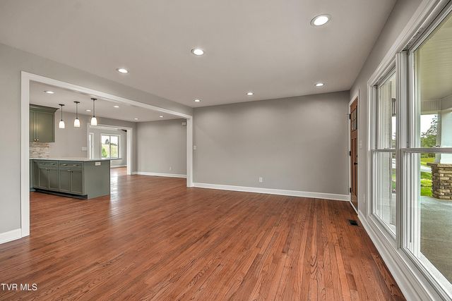 25084 Hillman Highway, Abingdon, VA 24210