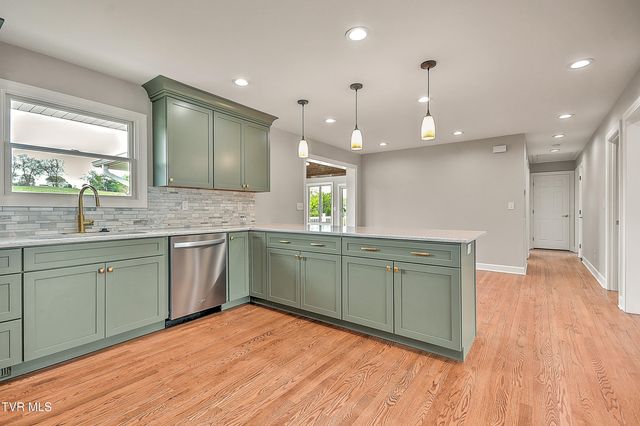 25084 Hillman Highway, Abingdon, VA 24210