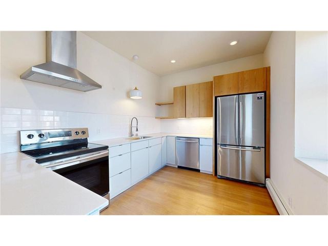 2109 Blaisdell Avenue 104, Minneapolis, MN 55404