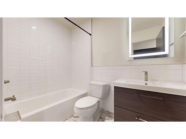 2109 Blaisdell Avenue 104, Minneapolis, MN 55404