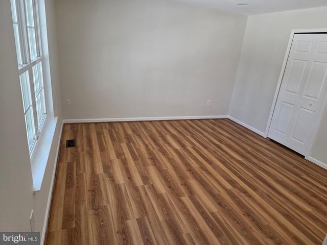 10217 MCKEAN CT, Great Falls, VA 22066