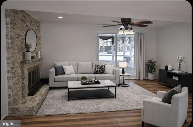 10217 MCKEAN CT, Great Falls, VA 22066