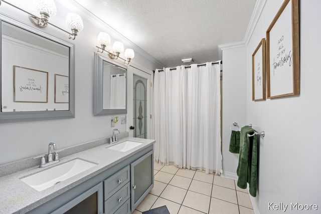 11856 Berridge Road, Greenville, MI 48838