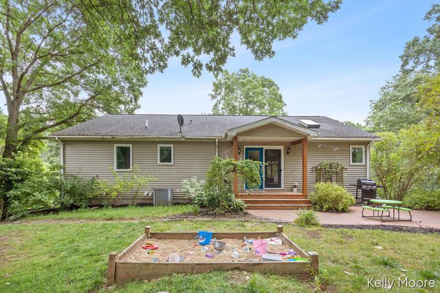 11856 Berridge Road, Greenville, MI 48838