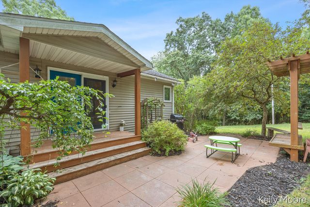 11856 Berridge Road, Greenville, MI 48838