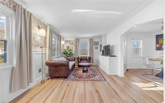 1315 Sunset Drive DR, Norfolk, VA 23503