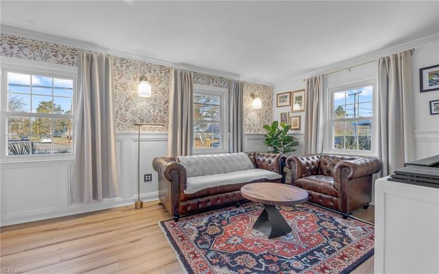 1315 Sunset Drive DR, Norfolk, VA 23503