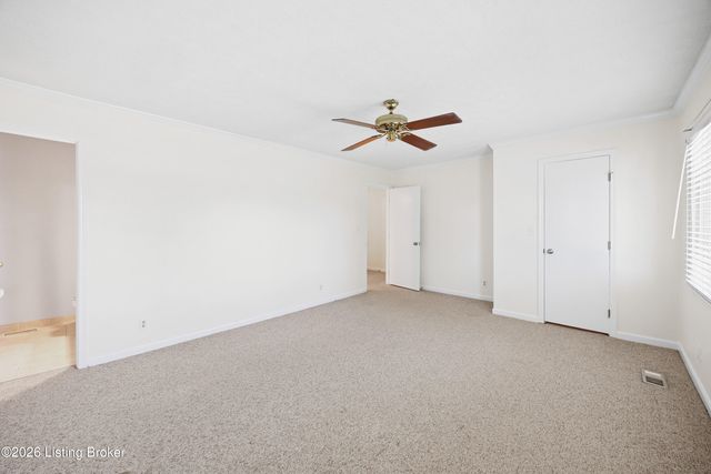 2981 Six Mile Ln, Louisville, KY 40220