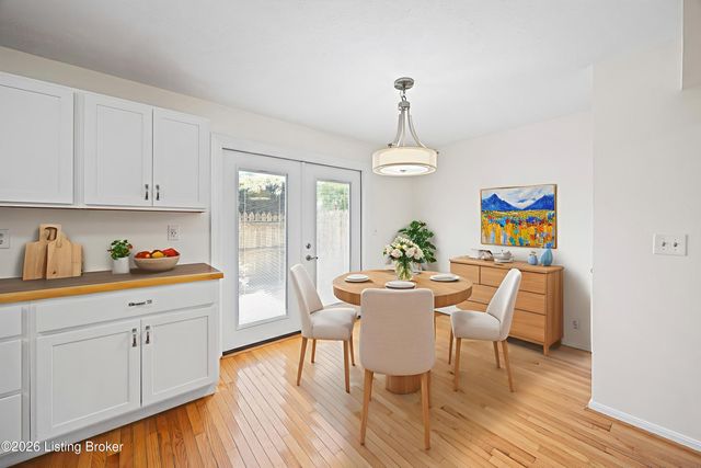 2981 Six Mile Ln, Louisville, KY 40220