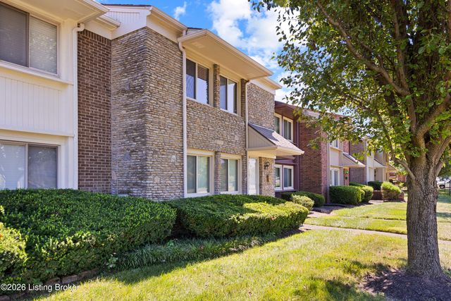 2981 Six Mile Ln, Louisville, KY 40220