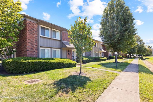 2981 Six Mile Ln, Louisville, KY 40220