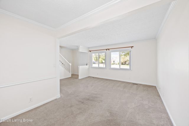 2981 Six Mile Ln, Louisville, KY 40220