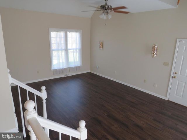 10 SPRING HILL LN, Perkasie, PA 18944