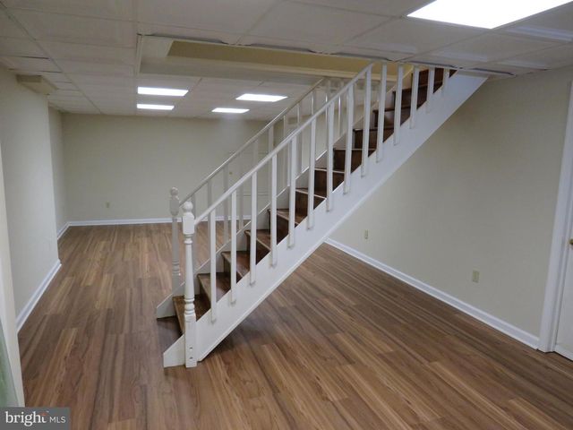 10 SPRING HILL LN, Perkasie, PA 18944