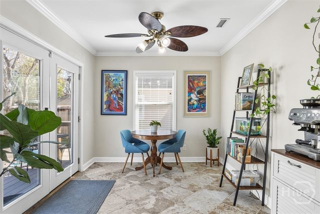 312 E 58th Street, Savannah, GA 31405