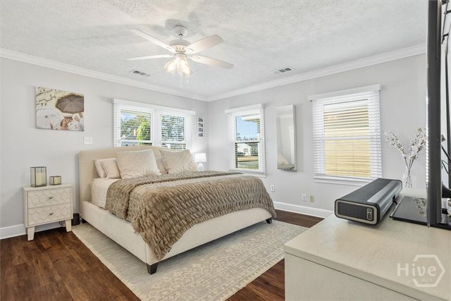 312 E 58th Street, Savannah, GA 31405