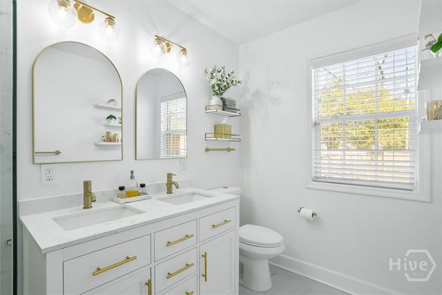 312 E 58th Street, Savannah, GA 31405