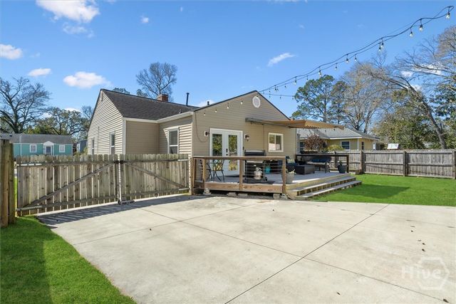 312 E 58th Street, Savannah, GA 31405