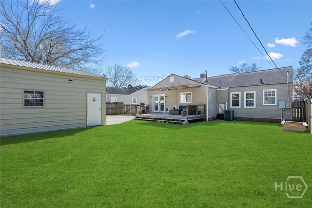 312 E 58th Street, Savannah, GA 31405