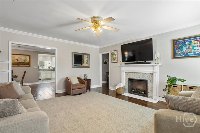 312 E 58th Street, Savannah, GA 31405