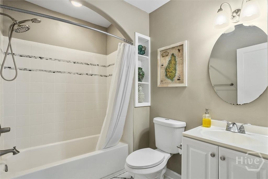 Image 32 of property listing at 312 E 58th Street, Savannah, GA 31405