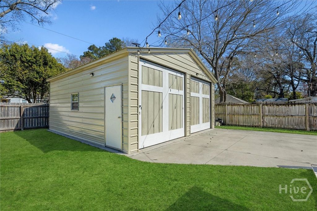 Image 42 of property listing at 312 E 58th Street, Savannah, GA 31405