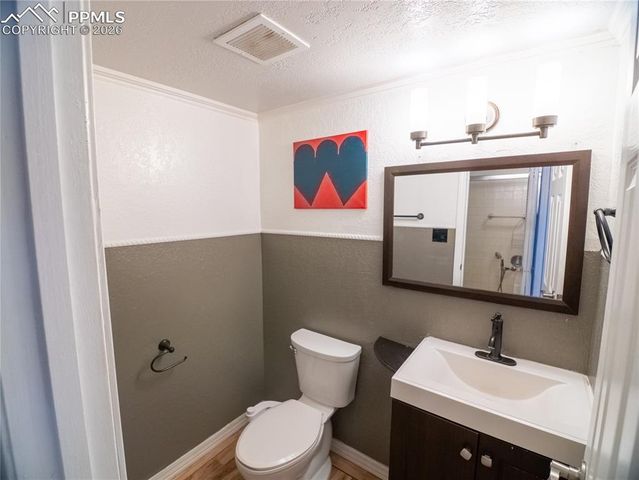 45 Belvista Court, Pueblo, CO 81001