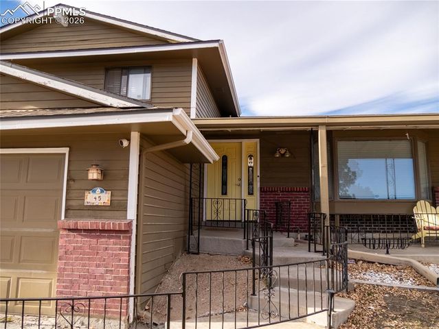 45 Belvista Court, Pueblo, CO 81001