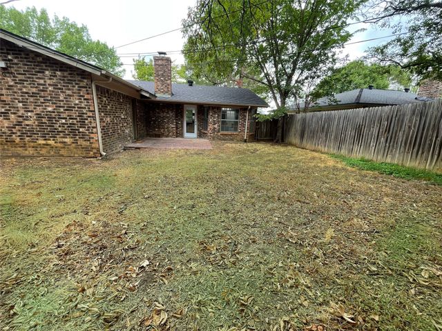2003 Ford Street, Arlington, TX 76013