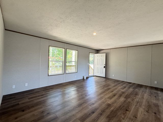 467 Woodland Rd, Hohenwald, TN 38462