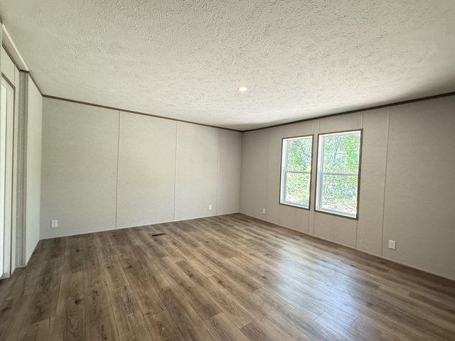 467 Woodland Rd, Hohenwald, TN 38462