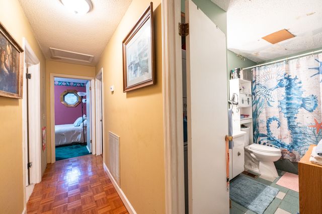 201 Laurelwood Cir, Rossville, GA 30741