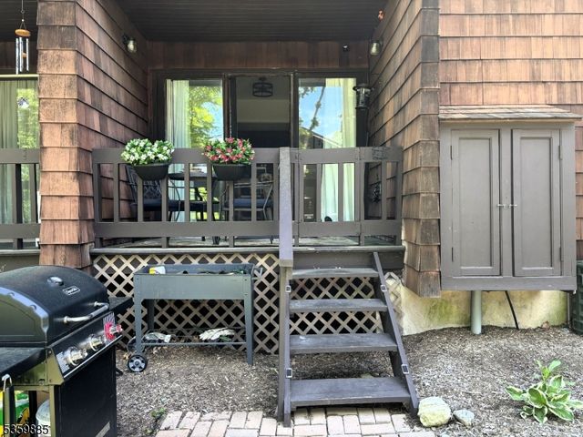 25 Osprey, Allamuchy Twp., NJ 07840