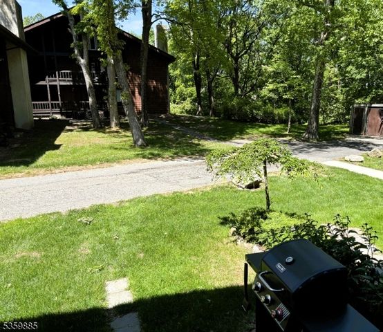 25 Osprey, Allamuchy Twp., NJ 07840