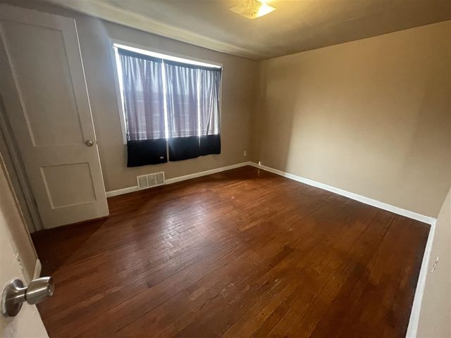 3453 Ewald Circle, Detroit, MI 48238