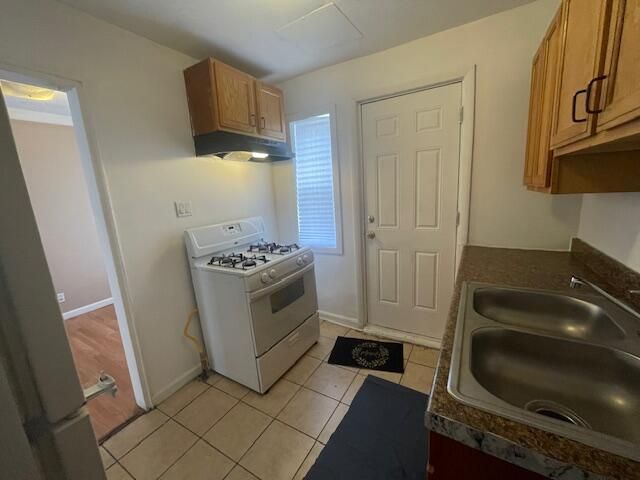 3453 Ewald Circle, Detroit, MI 48238