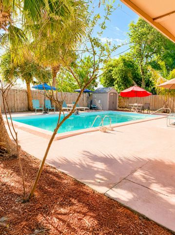 2940 Avenue, Riviera Beach, FL 33404