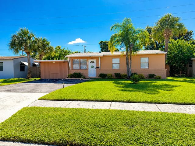2940 Avenue, Riviera Beach, FL 33404